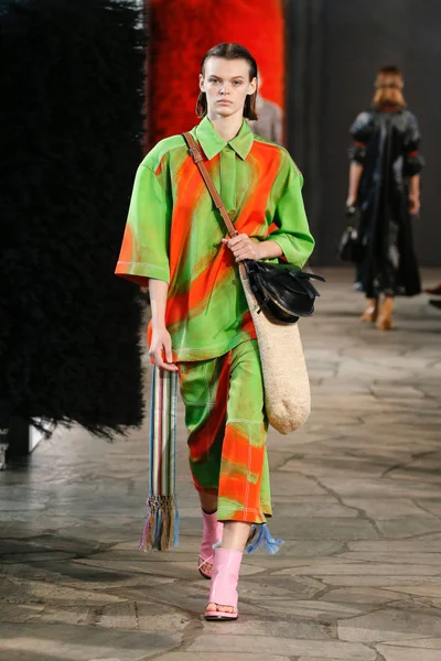 Look 41